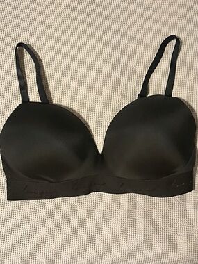 Victoria's Secret PINK Wear Everywhere Wireless Push Up 36DD